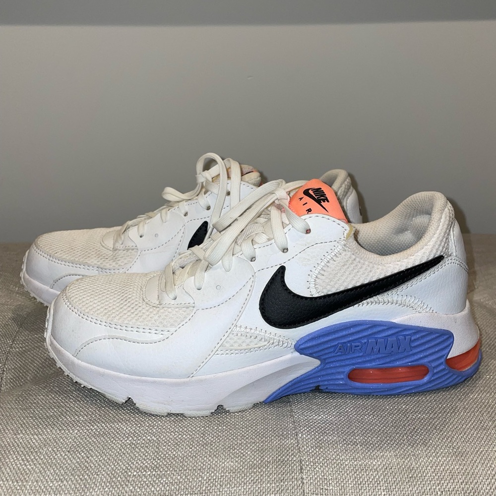 Nike Air Max Womens Size 8 (EUR 39)
